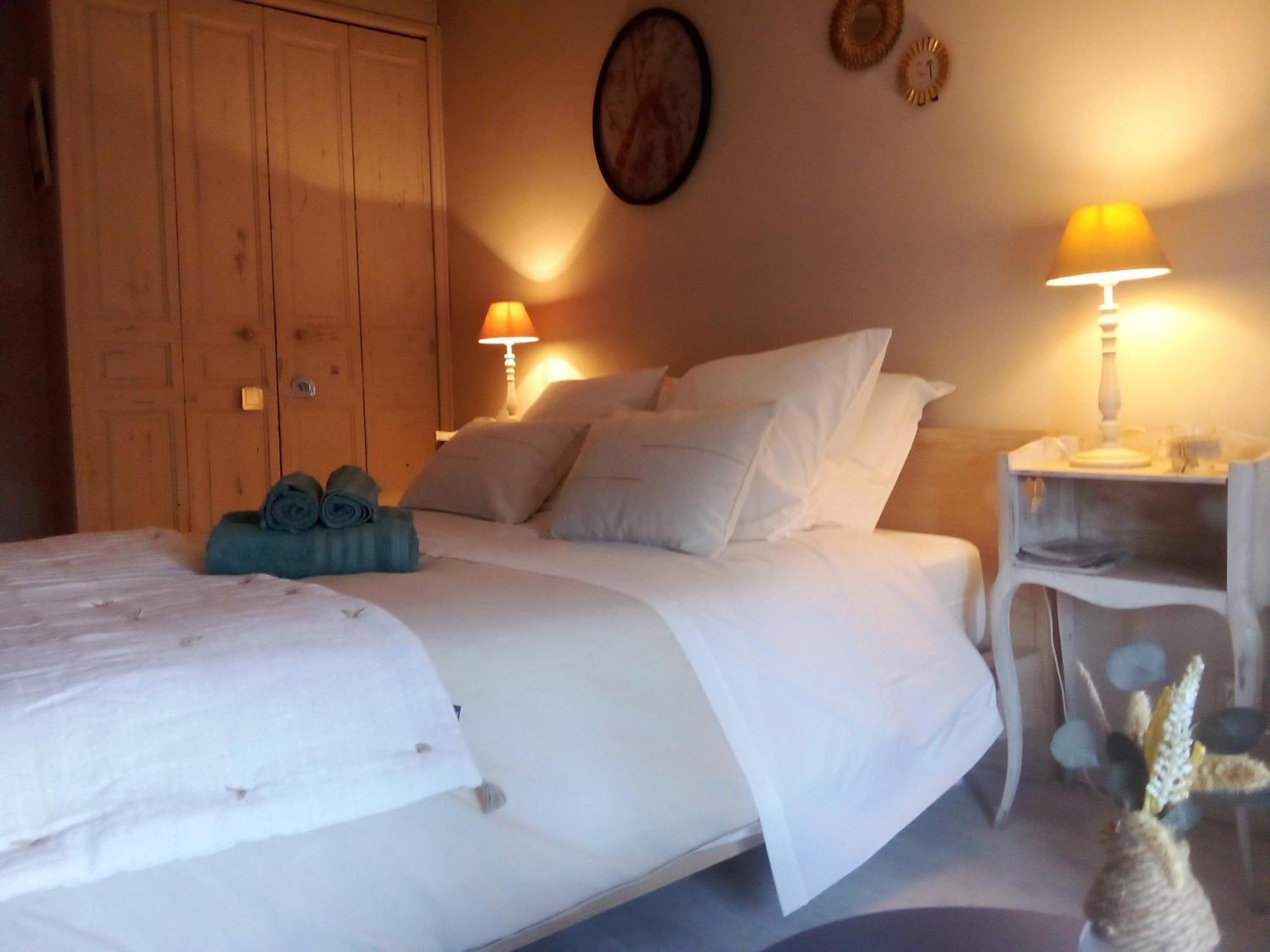 La Maison Perchee Aigues-Mortes Bilik gambar